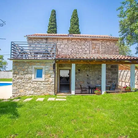 Anima Villa Kastelir